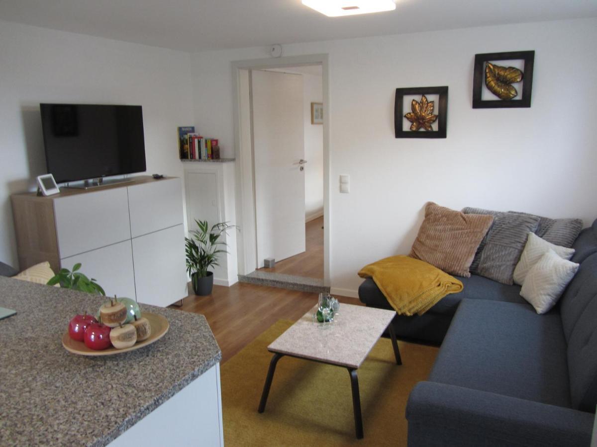 Ferienwohnung Um'S Eck Ochsenfurt Buitenkant foto
