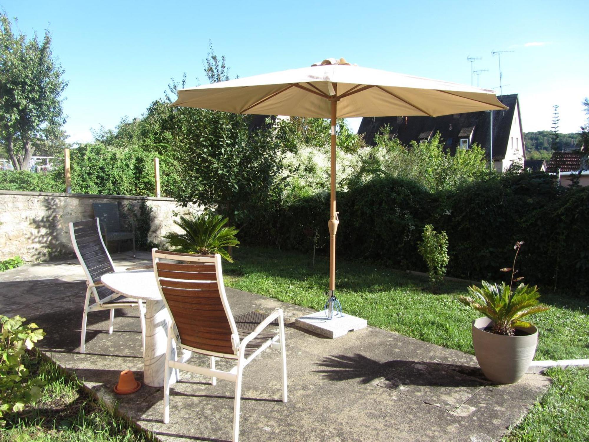 Ferienwohnung Um'S Eck Ochsenfurt Buitenkant foto