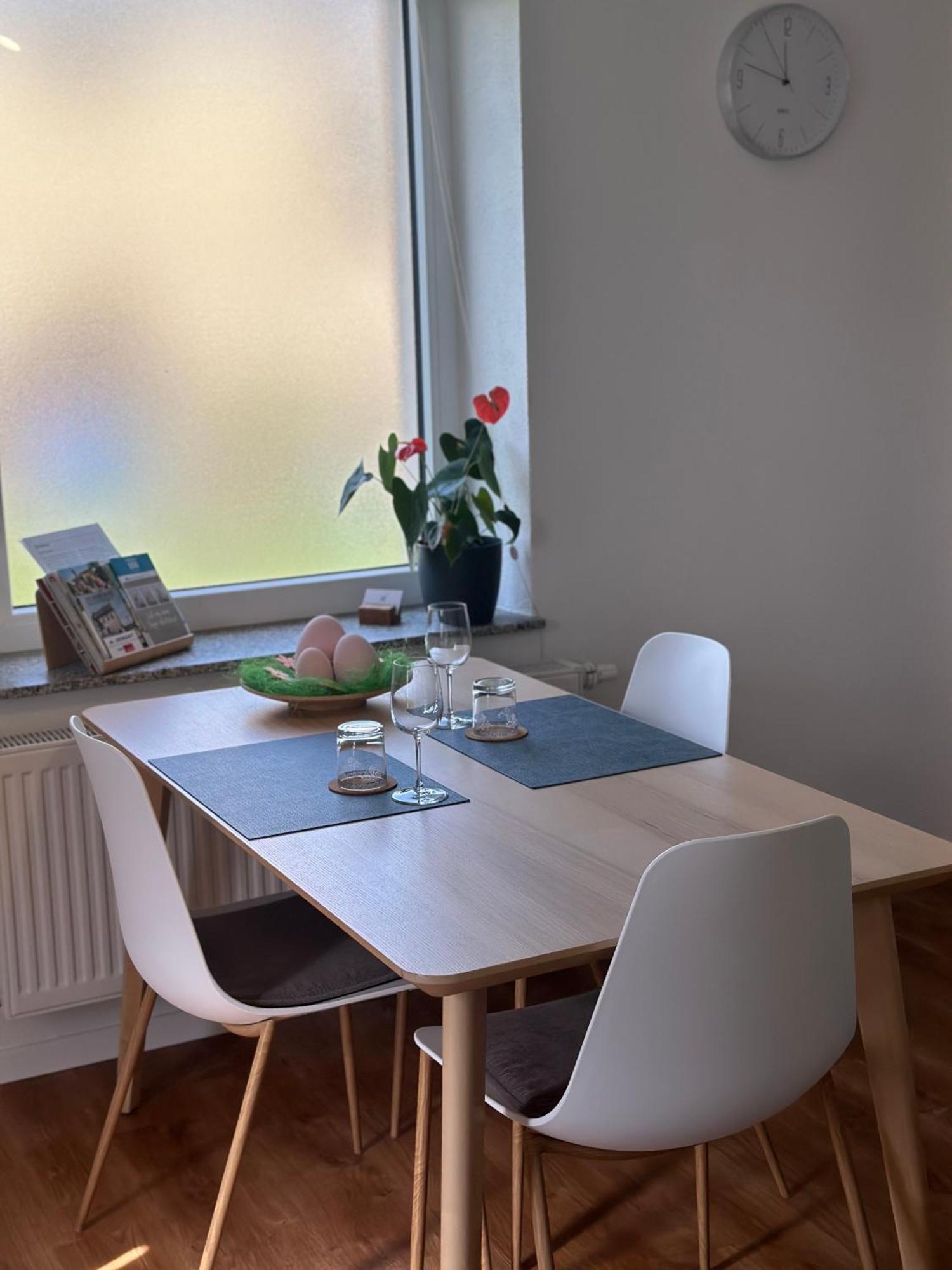Ferienwohnung Um'S Eck Ochsenfurt Buitenkant foto