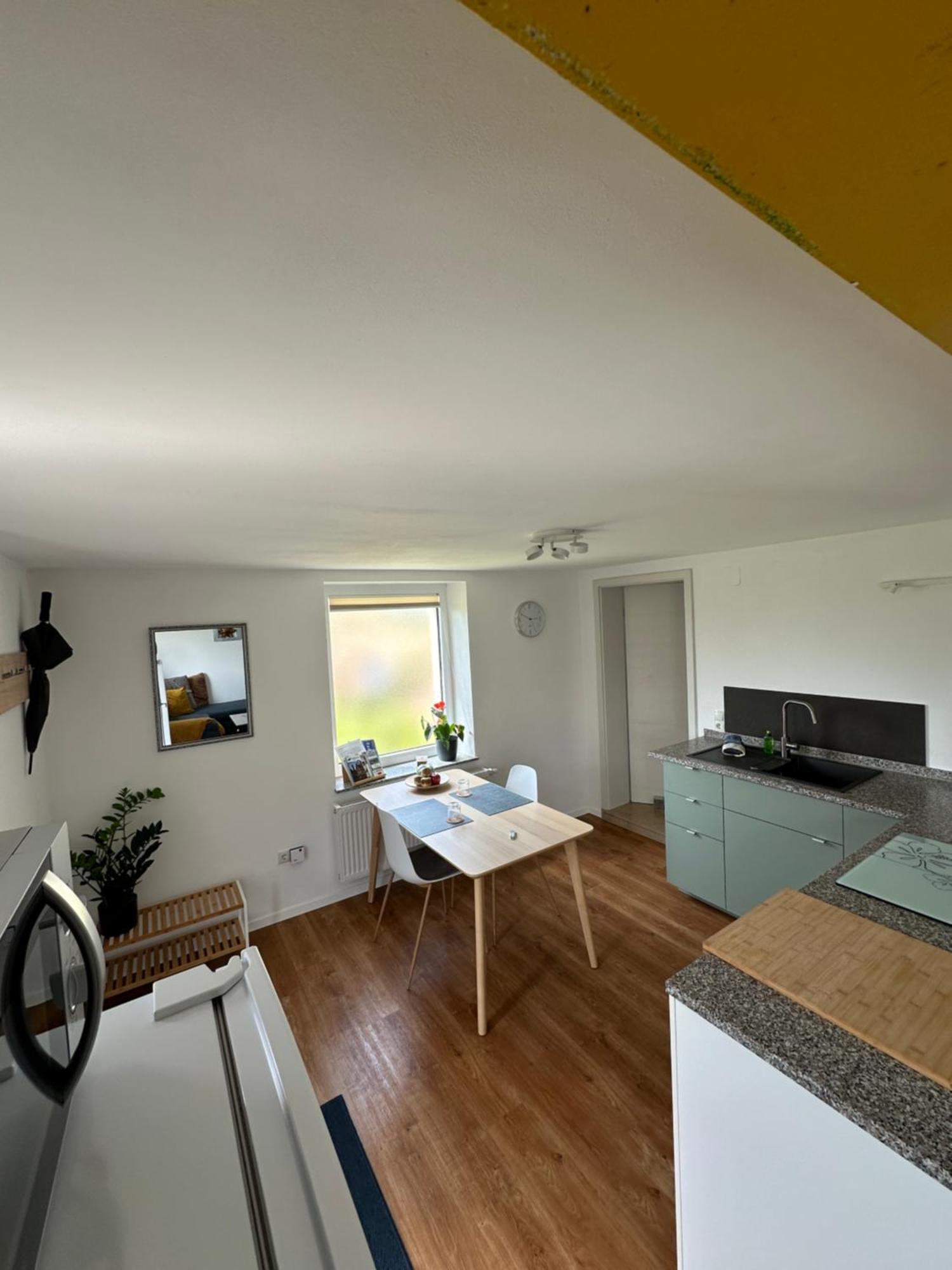 Ferienwohnung Um'S Eck Ochsenfurt Buitenkant foto
